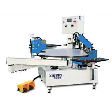 Plaqueuse de chants curvilinéaires