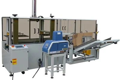 Machine d'ouverture automatique des carton et d'étanchéité