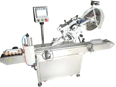 Étiqueteuse de boîtes